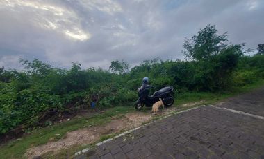 Dijual Tanah Kosong 50 Are View Laut Melasti Lokasi Tenang dan Sepi