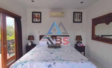 Dijual Villa Cantik 2 lantai Dengan Taman Indah nusa dua