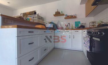 Dijual Villa Cantik 2 lantai Dengan Taman Indah nusa dua