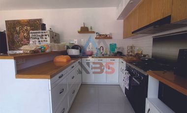 Dijual Villa Cantik 2 lantai Dengan Taman Indah nusa dua