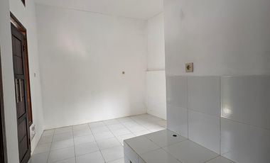 Dijual Rumah Redy Stok dengan Suasana yang Asri