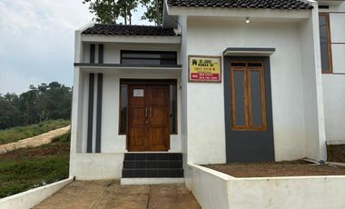 Dijual Rumah Redy Stok dengan Suasana yang Asri