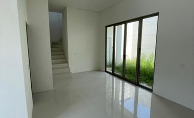 Rumah Greenland Cluster Wisteria Minimalis Kondisi Kosongan