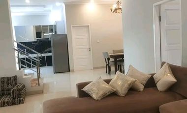 Dijual Rumah / Villa Mewah di Cipanas Puncak