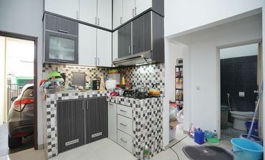 Jual Rumah SHM 2 Lantai Akses Dekat Stasiun Cakung Harga Nego J-19298