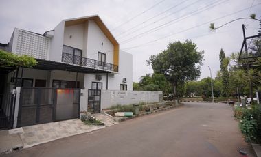 Rumah Modern 2 Lt Dekat Tol Pondok Gede Timur 2 Hadap Timur J-25781