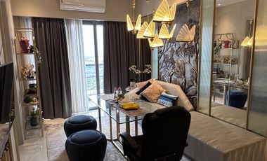 La Viz 3 Bedroom  Private Lift Surabaya Indonesia