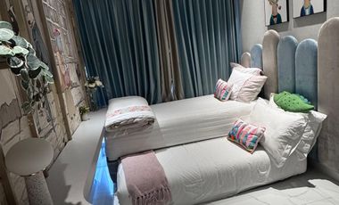 La Viz 3 Bedroom  Private Lift Surabaya Indonesia