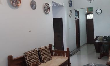 Rumah Strategis Dekat Tol Sentul Di Grand Cimandala Sukaraja