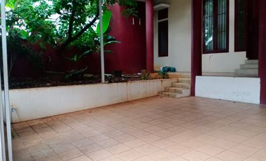DI SEWAKAN Rumah  Komplek tanjung mas raya Jakarta Selatan