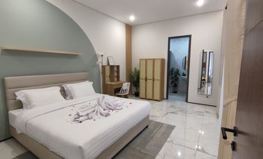 Rumah Baru Minimalis Modern di Setraduta, Bandung