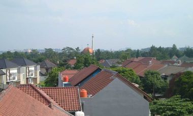Dijual Rumah 3setengah lantai di Hook BNR