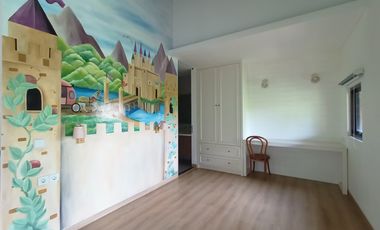 Rumah Style villa 4BR - 490SQM - 9,1 Milliar/Nego di Renon