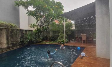 Jual cepat rumah siyap huni dan bagus di pondok labu, green Garden