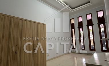 Rumah siap huni di Setraduta untuk kamu sewa nih, dekat tol Pasteur