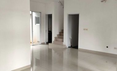 Disewakan Rumah Ada AC di Cluster Amerika Latin Green Lake City