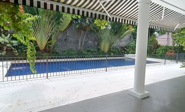Disewakan Rumah American Style, Kolam Renang dan Asri di Kemang
