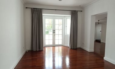 Disewakan Rumah American Style, Kolam Renang dan Asri di Kemang