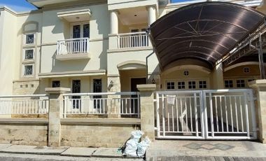 disewakan rumah central park mulyosari