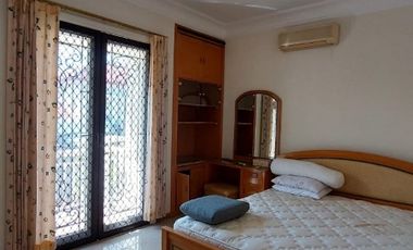 disewakan rumah central park mulyosari