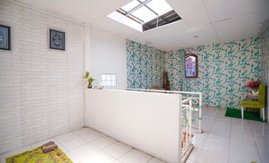 Rumah Strategis di Bekasi Dekat Tol dan Faskes Bebas Banjir J-23691