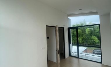 Disewakan Rumah 2 Lantai di Cendana Essence Lippo By Rumah Chinida