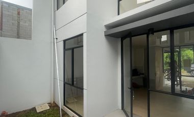 Disewakan Rumah 2 Lantai di Cendana Essence Lippo By Rumah Chinida