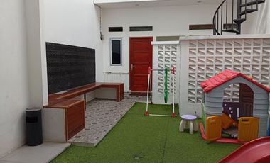 Rumah LT 240 Hadap Utara 15 Mnt ke Pintu Tol Bekasi Barat 1 J-34091