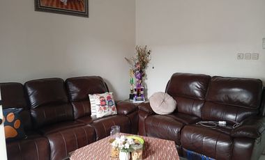 Rumah LT 240 Hadap Utara 15 Mnt ke Pintu Tol Bekasi Barat 1 J-34091