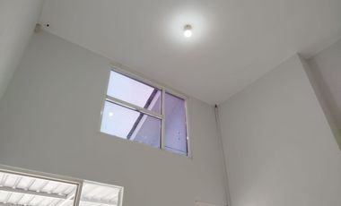 Dijual Cepat Rumah Dalam Cluster 1 Lantai Murah Menganti