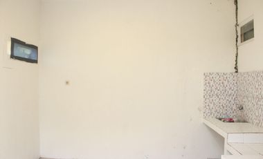 Rumah Siap Huni Hadap Selatan 6 Menit ke RSU Hermina Depok J-23948