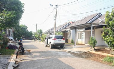 Rumah Siap Huni Hadap Selatan 6 Menit ke RSU Hermina Depok J-23948