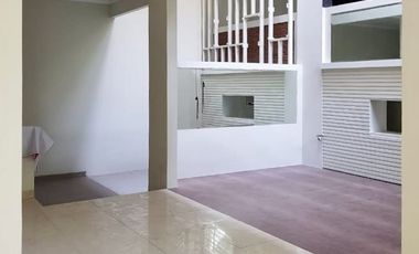 Rumah 2,5 Lantai posisi hook di Kebayoran Bintaro sektor 7-10985