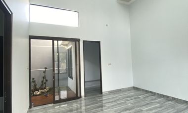 JUAL RUMAH MEWAH DI KOTA MOJOKERTO