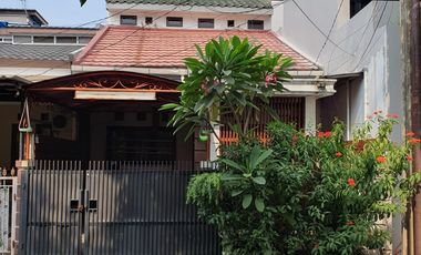 Rumah Strategis 2 Lt Bisa Nego 15 Mnt ke RS. Taman Harapan Baru J-27529
