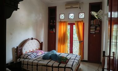 Rumah SHM 6 Kamar Tidur Siap Huni 11 Mnt ke LRT Bekasi Barat J-34351