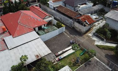Villa Cocok untuk Peternakan, Perkebunan, dan Perikanan di Lembang