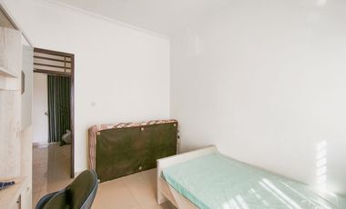 Rumah SHM Luas dekat Gerbang Tol Jati Warna Siap KPR J-33942