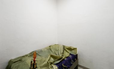 Rumah SHM Luas dekat Gerbang Tol Jati Warna Siap KPR J-33942