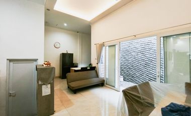 Rumah SHM Luas dekat Gerbang Tol Jati Warna Siap KPR J-33942