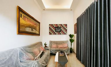 Rumah SHM Luas dekat Gerbang Tol Jati Warna Siap KPR J-33942