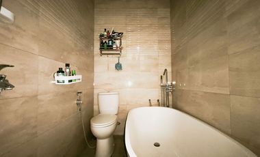 Rumah SHM Luas dekat Gerbang Tol Jati Warna Siap KPR J-33942