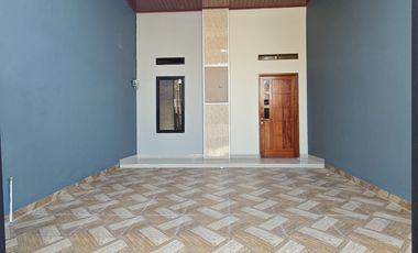 Rumah 10 Mnt ke Mall Summarecon Bekasi SHM Dibantu KPR J-34409