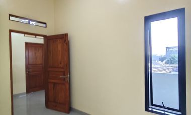 Rumah 10 Mnt ke Mall Summarecon Bekasi SHM Dibantu KPR J-34409