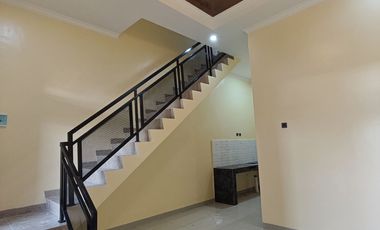 Rumah 10 Mnt ke Mall Summarecon Bekasi SHM Dibantu KPR J-34409