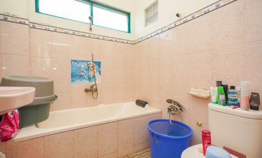 Rumah Nego 5 Kamar Tidur 15 Menit ke Living Plaza Jababeka Siap KPR J-24765