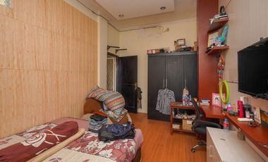 Rumah Nego 5 Kamar Tidur 15 Menit ke Living Plaza Jababeka Siap KPR J-24765