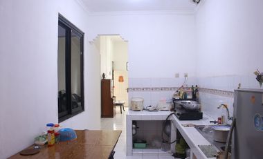 Rumah Tanah Luas di Kalideres Dekat Tol dan Terminal Bisa KPR J-23834