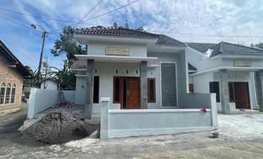 Rumah Baru Dijual Bisa KPR Lokasi Margokaton Seyegan Sleman Yogyakarta