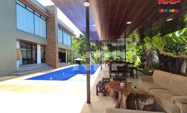 Dijual Vila & Resto Exclusive dengan View Sawah dan Sungai di BWI